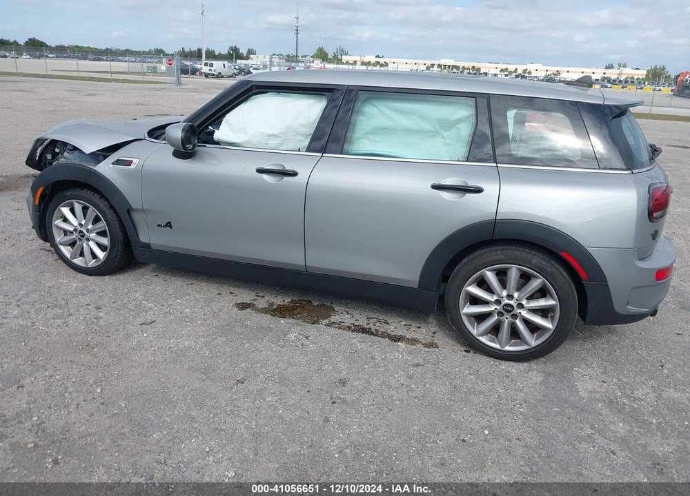 2023 MINI CLUBMAN VIN: WMWXJ1C03P2U08484