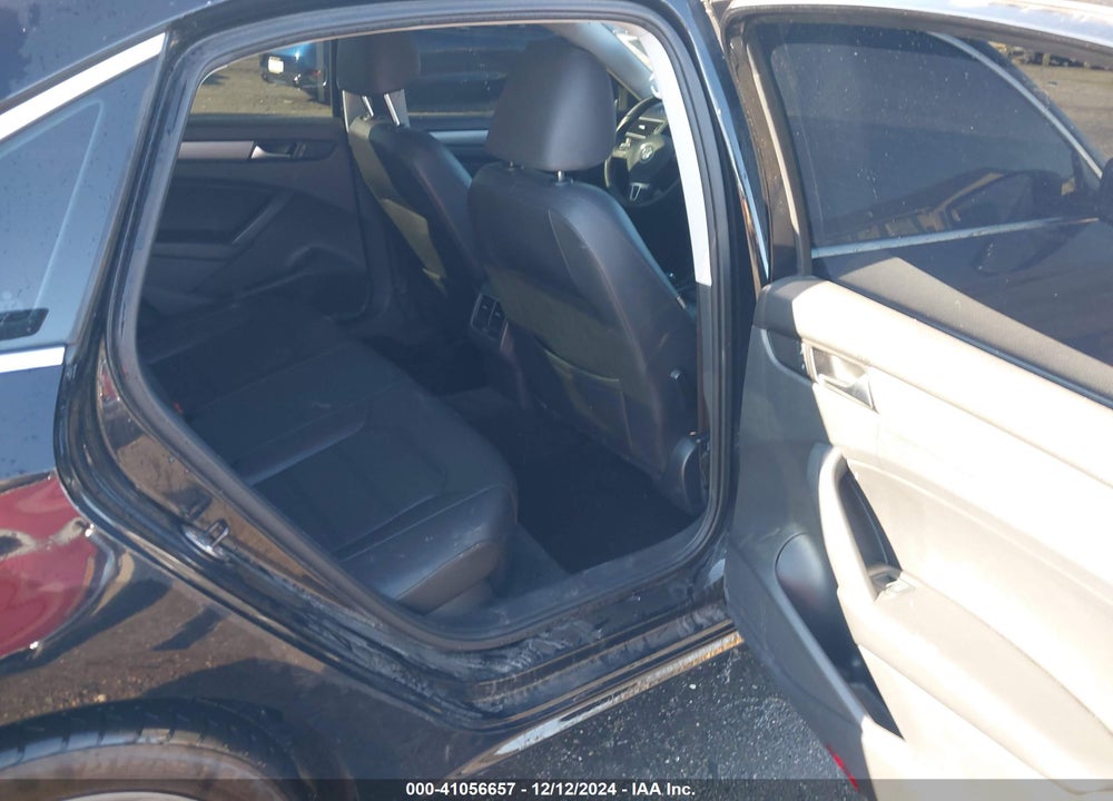 2014 VOLKSWAGEN PASSAT VIN: 1VWBN7A38EC086172