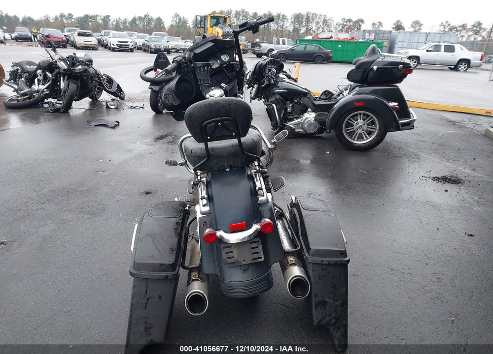 2020 HARLEY-DAVIDSON FLHX VIN: 1HD1KBC18LB610086