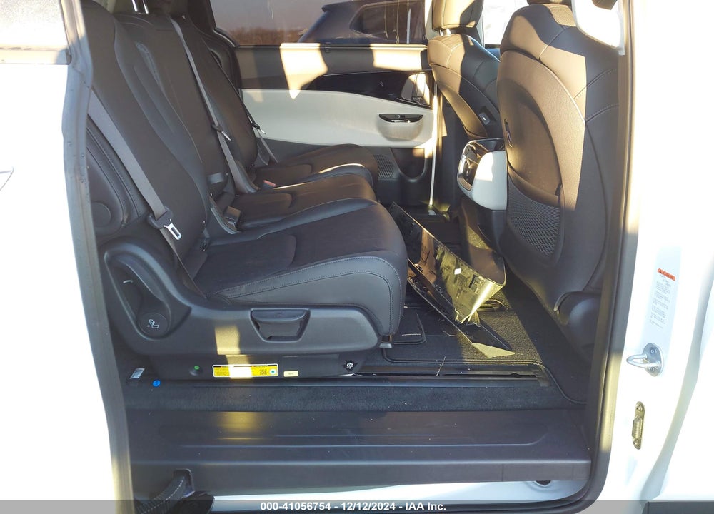 2024 KIA CARNIVAL MPV EX VIN: KNDNC5H3XR6450516