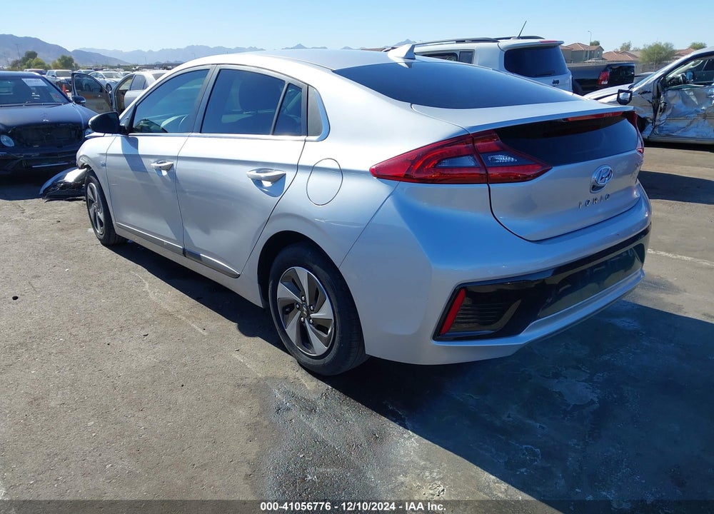 2017 HYUNDAI IONIQ HYBRID SEL VIN: KMHC75LC7HU057842