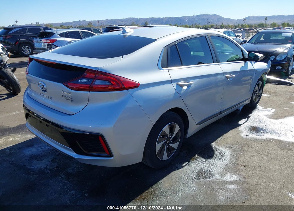 2017 HYUNDAI IONIQ HYBRID SEL VIN: KMHC75LC7HU057842