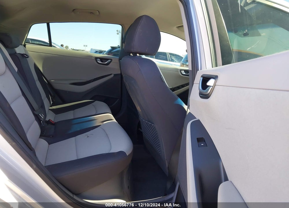 2017 HYUNDAI IONIQ HYBRID SEL VIN: KMHC75LC7HU057842