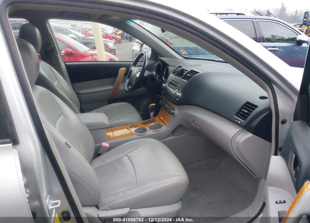 2008 TOYOTA HIGHLANDER HYBRID VIN: JTEEW41A782004559