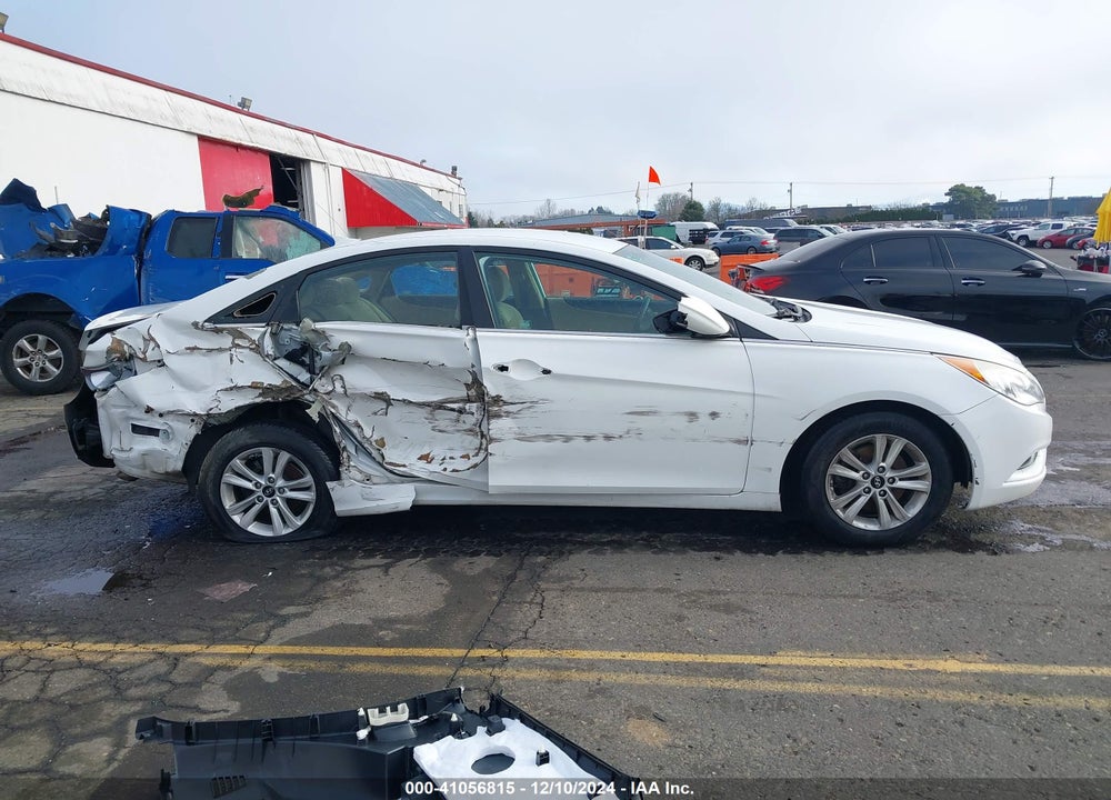 2013 HYUNDAI SONATA VIN: 5NPEB4AC7DH697840