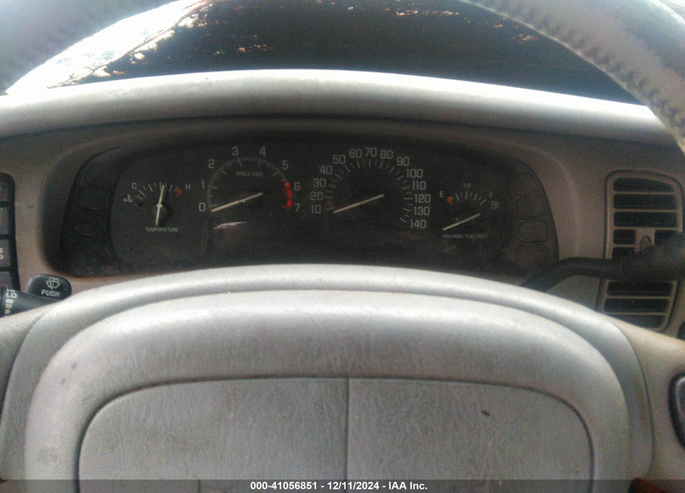 2000 BUICK PARK AVENUE VIN: 1G4CW54K8Y4272946