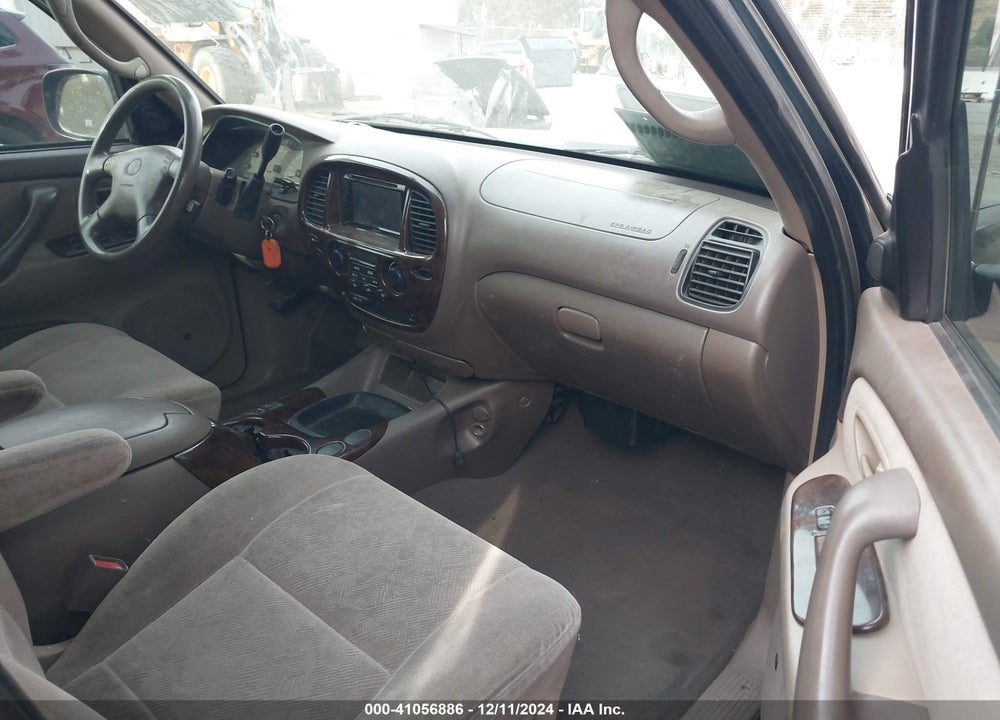 2002 TOYOTA SEQUOIA SR5 V8 VIN: 5TDZT34A52S093696
