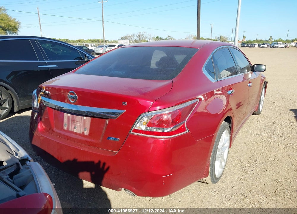 2014 NISSAN ALTIMA 2.5 S VIN: 1N4AL3AP1EN387618