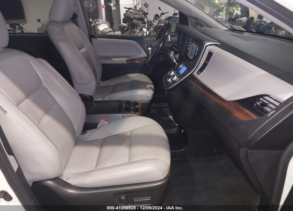 2015 TOYOTA SIENNA LIMITED PREMIUM 7 PASSENGER VIN: 5TDDK3DC0FS118511