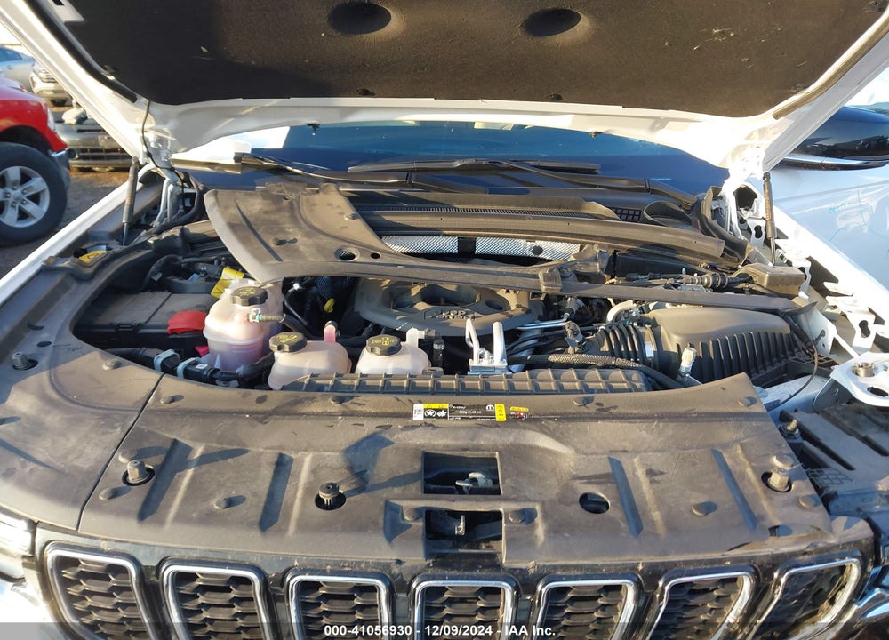 2024 JEEP GRAND CHEROKEE 4XE VIN: 1C4RJYB6XRC129847
