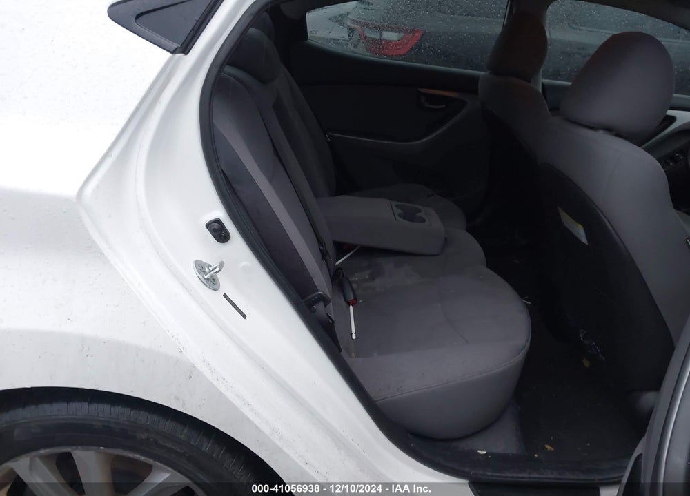 2014 HYUNDAI ELANTRA SE VIN: 5NPDH4AE2EH502983