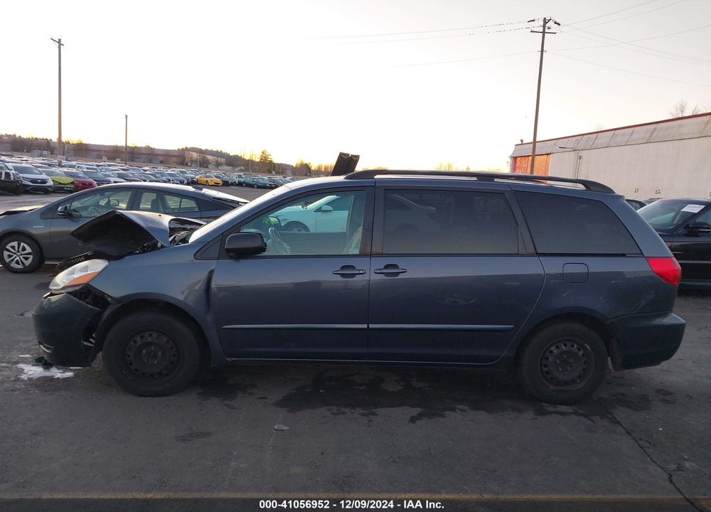 2008 TOYOTA SIENNA LE VIN: 5TDZK23C88S162650