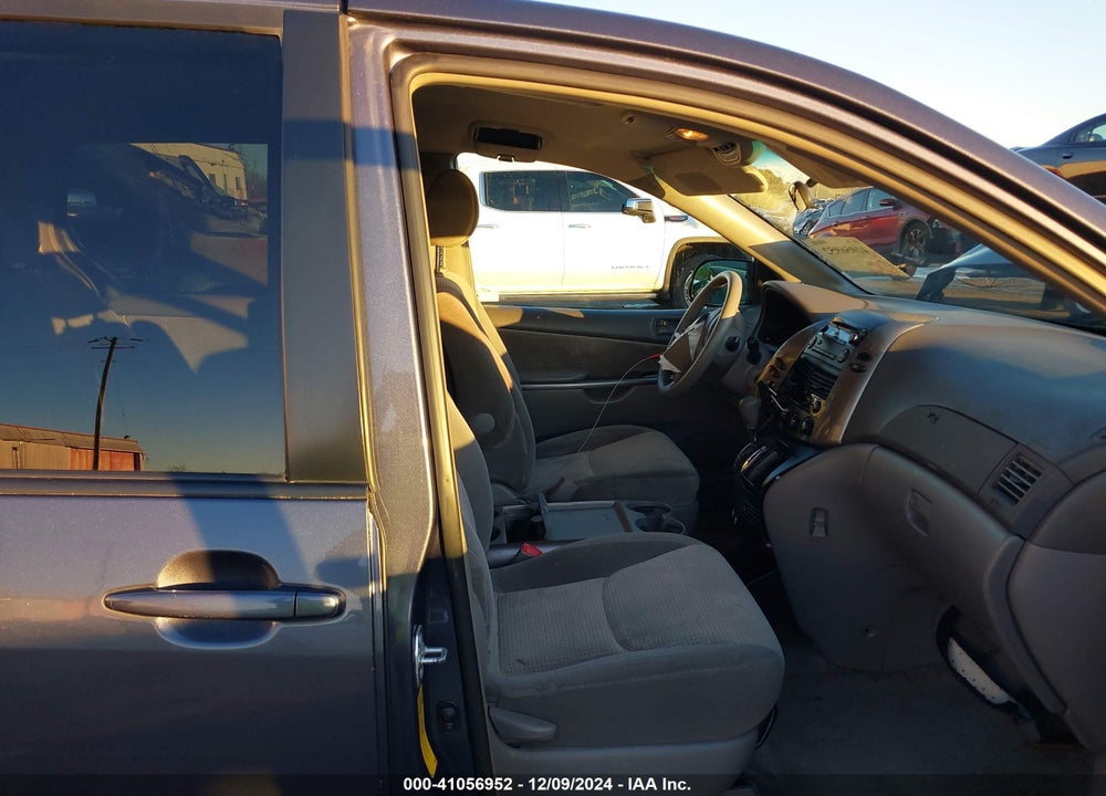 2008 TOYOTA SIENNA LE VIN: 5TDZK23C88S162650