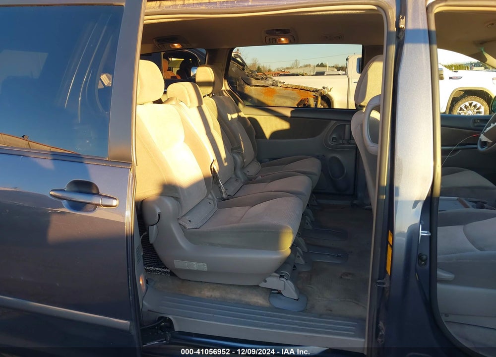 2008 TOYOTA SIENNA LE VIN: 5TDZK23C88S162650