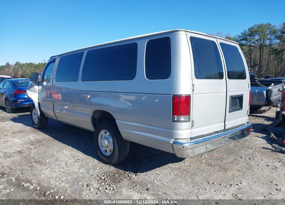 2011 FORD E-350 SUPER DUTY XLT VIN: 1FBSS3BL9BDB17135
