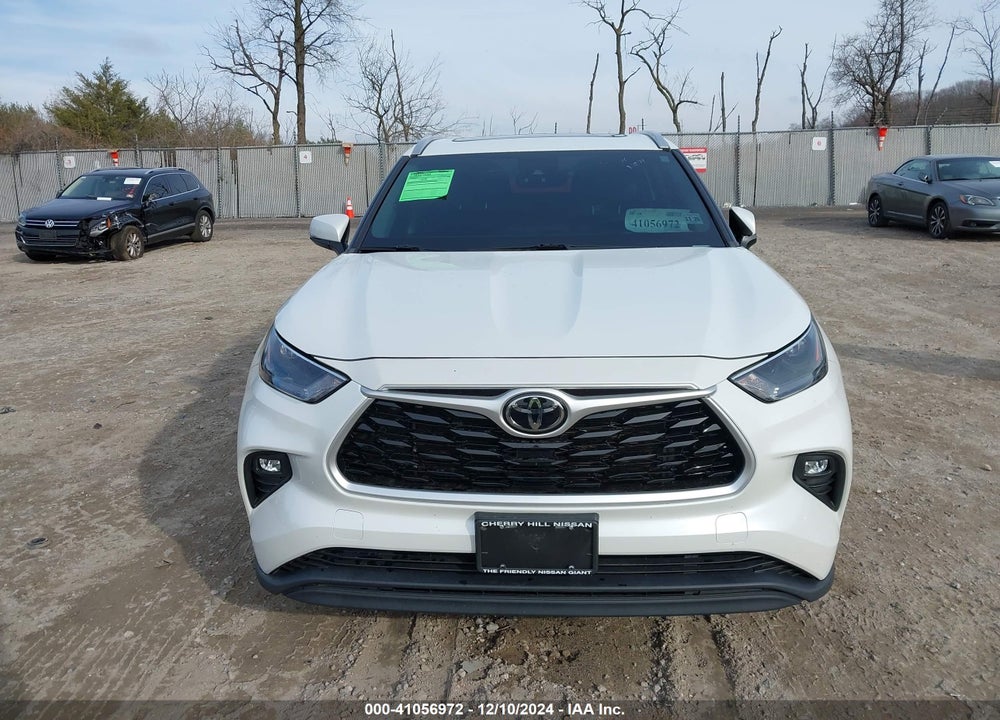 2022 TOYOTA HIGHLANDER XLE VIN: 5TDGZRBH5NS560726