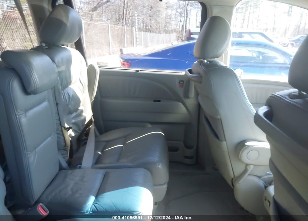 2005 HONDA ODYSSEY EX-L VIN: 5FNRL38625B425124