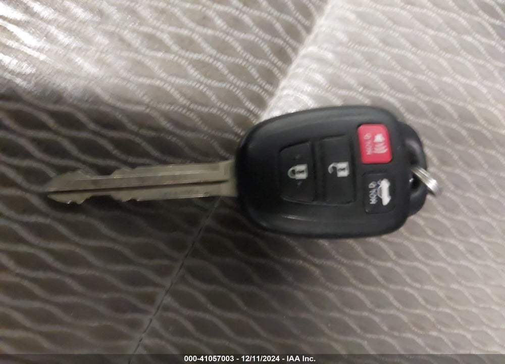 2015 TOYOTA COROLLA VIN: 2T1BURHE1FC250296
