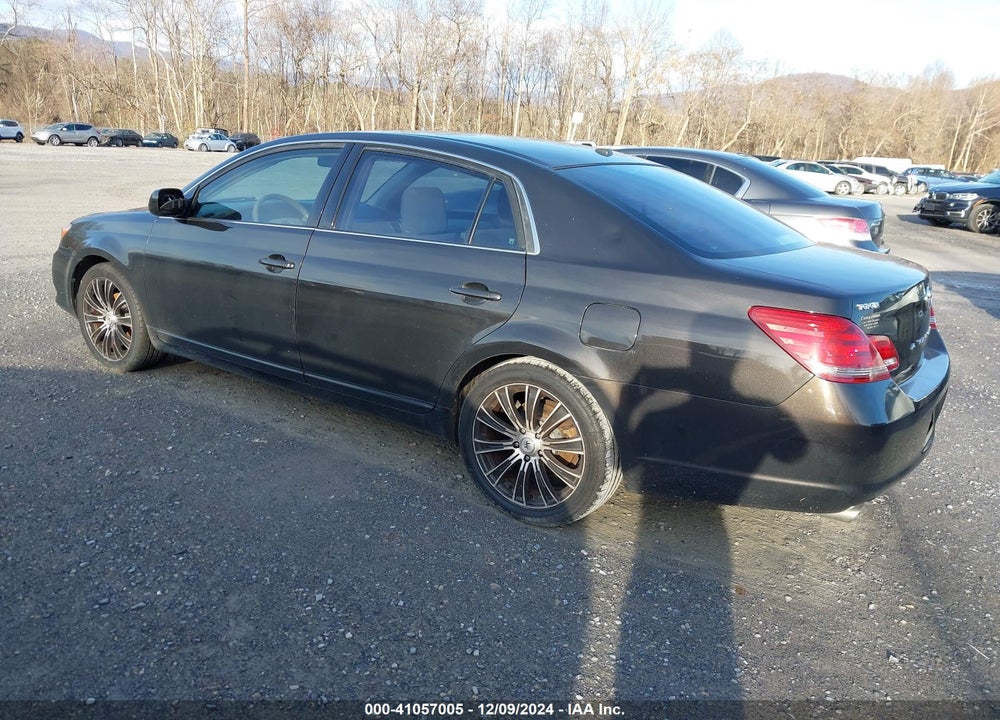 2009 TOYOTA AVALON XL VIN: 4T1BK36B99U338897