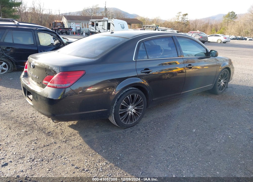 2009 TOYOTA AVALON XL VIN: 4T1BK36B99U338897