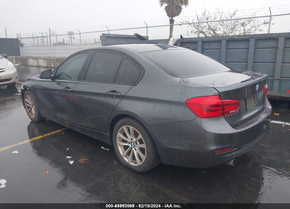 2018 BMW 3 SERIES VIN: WBA8A9C53JK623143