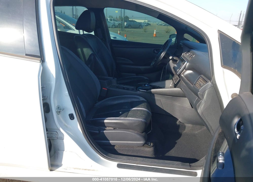 2018 NISSAN LEAF SL VIN: 1N4AZ1CP7JC305204
