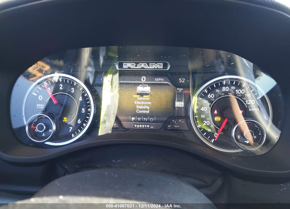 2019 RAM 1500 LAIE  4X4 5'7 BOX VIN: 1C6SRFJT5KN505569