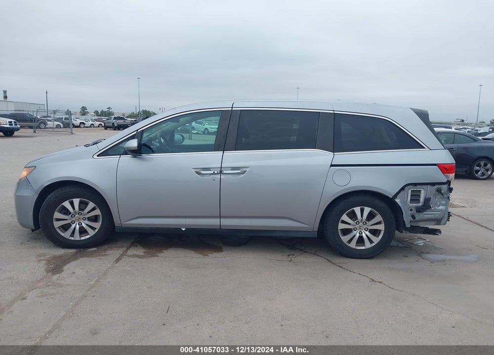2016 HONDA ODYSSEY SE VIN: 5FNRL5H35GB009847