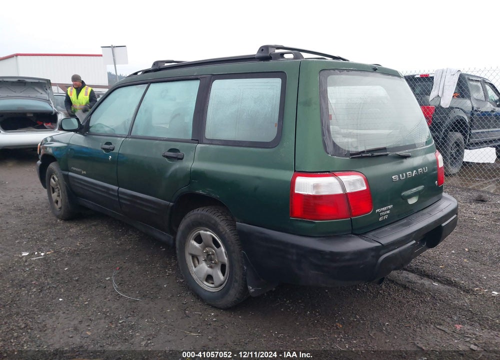 2002 SUBARU FORESTER L VIN: JF1SF63572H718592