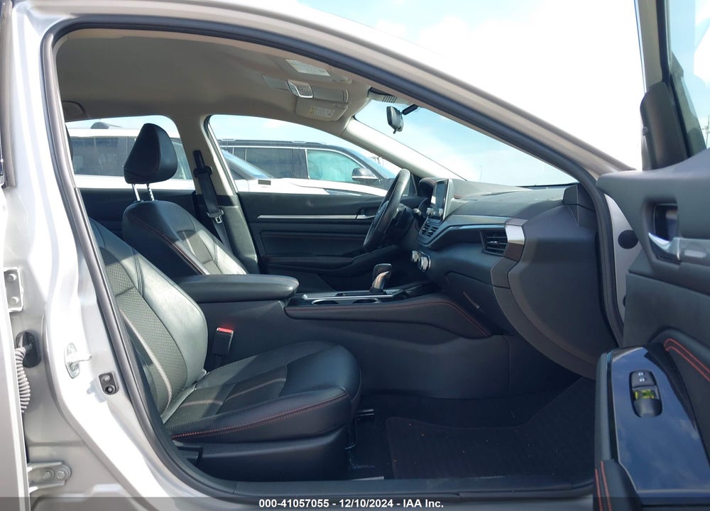 2023 NISSAN ALTIMA SR FWD VIN: 1N4BL4CV2PN397048
