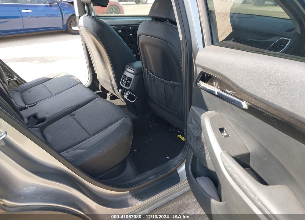 2021 KIA SELTOS EX VIN: KNDERCAA1M7223181