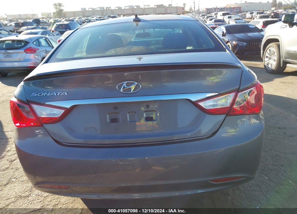 2013 HYUNDAI SONATA GLS VIN: 5NPEB4ACXDH735402