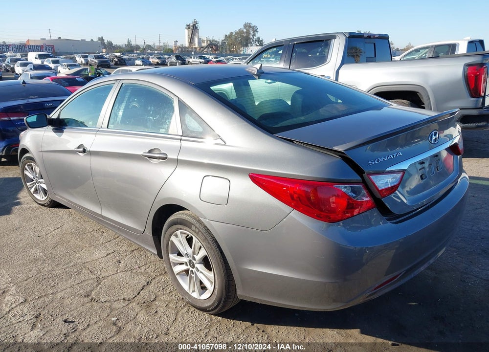 2013 HYUNDAI SONATA GLS VIN: 5NPEB4ACXDH735402