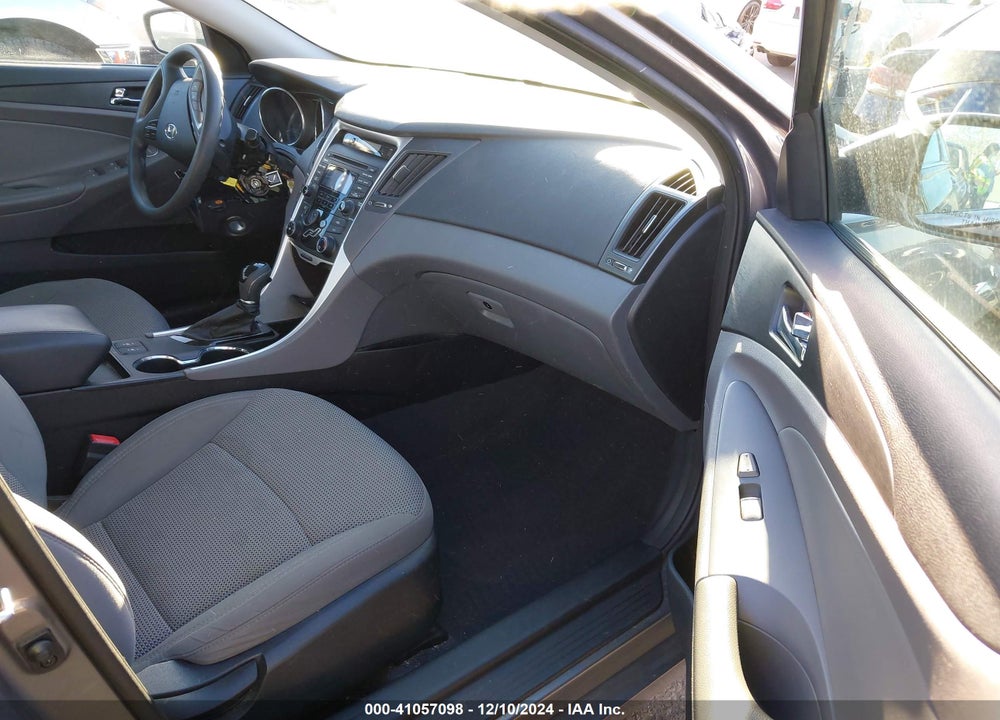 2013 HYUNDAI SONATA GLS VIN: 5NPEB4ACXDH735402