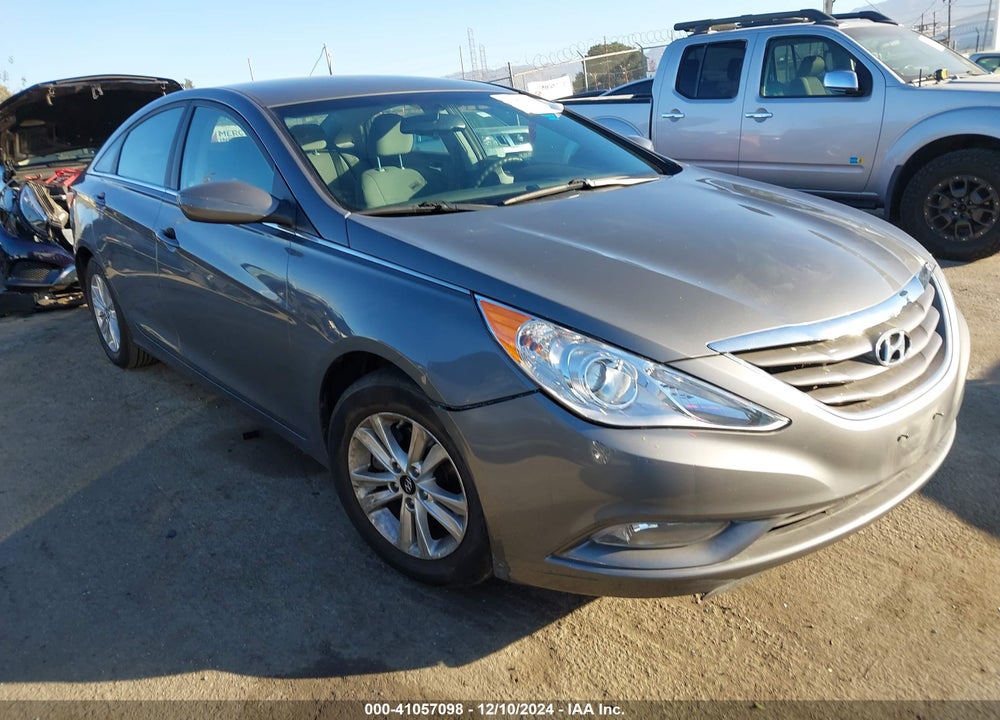 2013 HYUNDAI SONATA GLS VIN: 5NPEB4ACXDH735402