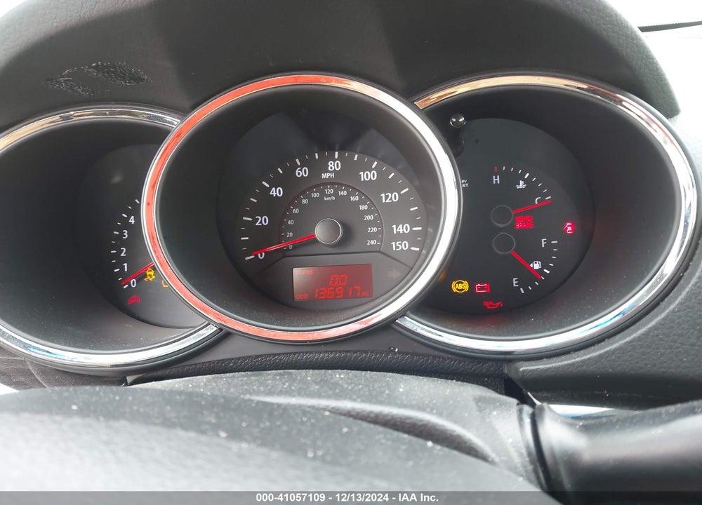 2013 KIA SORENTO LX VIN: 5XYKTCA60DG356095