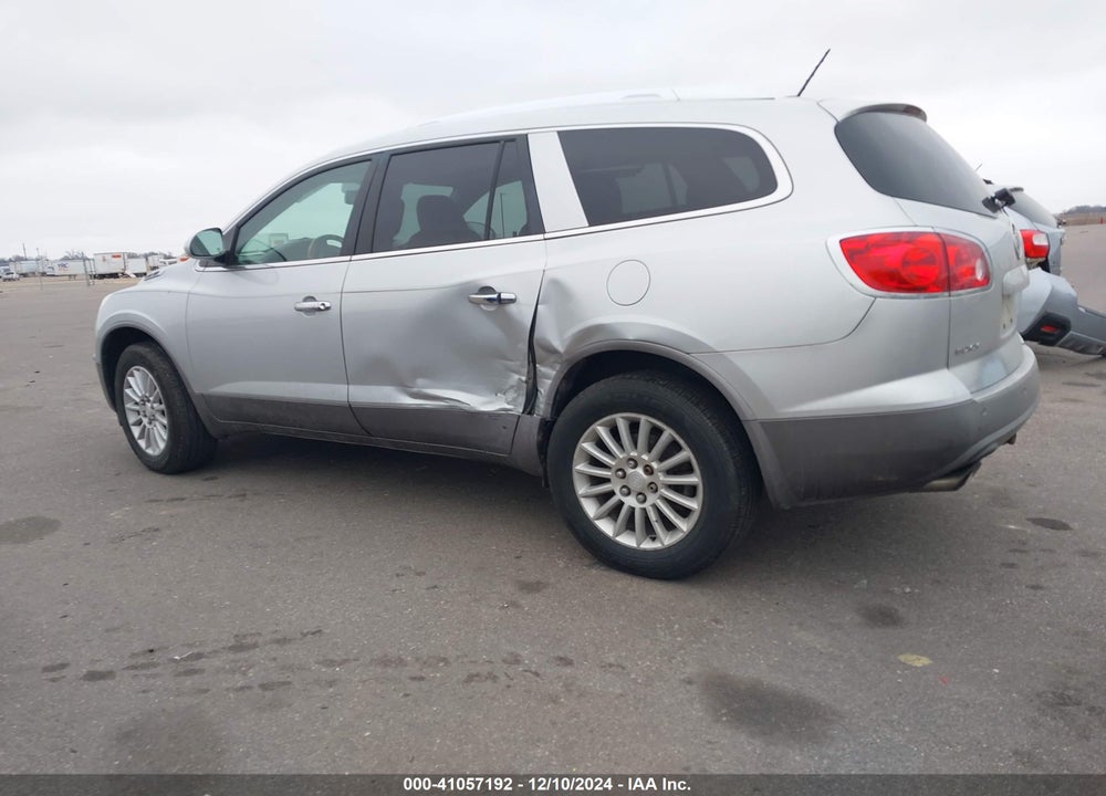 2011 BUICK ENCLAVE CX VIN: 5GAKRAEDXBJ118037