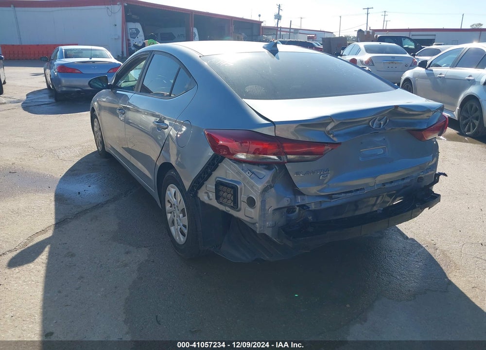 2017 HYUNDAI ELANTRA SE VIN: 5NPD74LF2HH209694