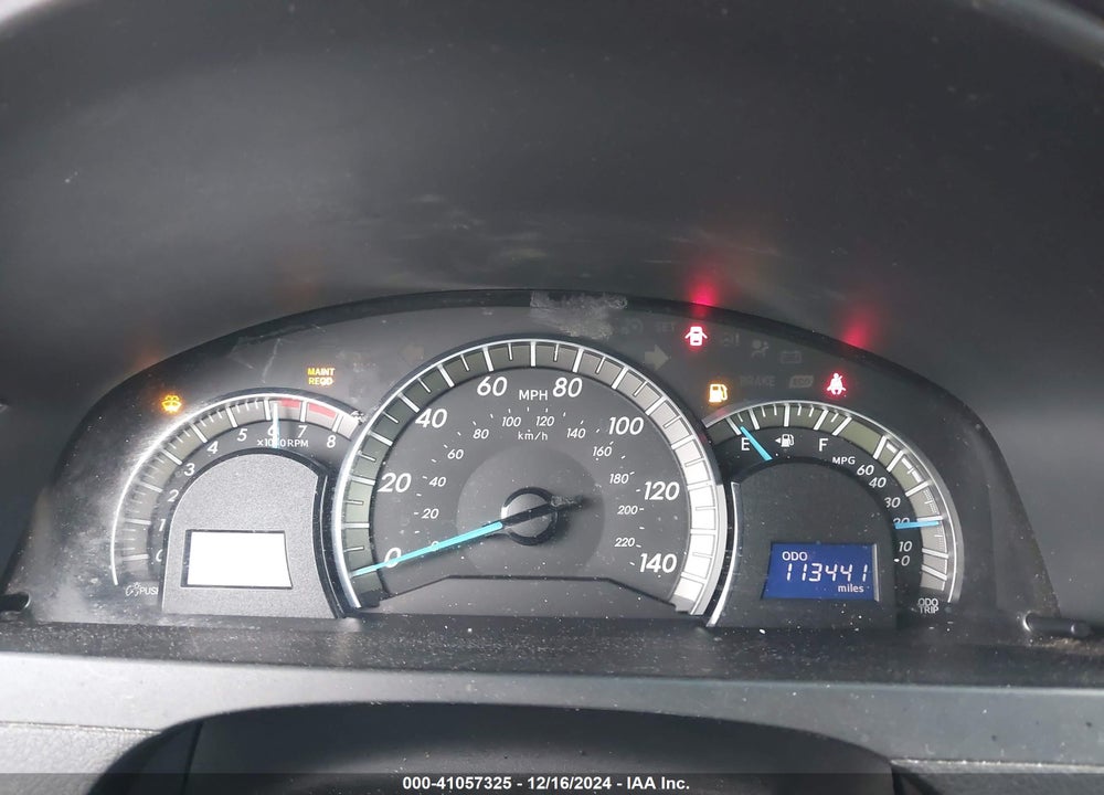 2012 TOYOTA CAMRY SE VIN: 4T1BF1FK0CU585936