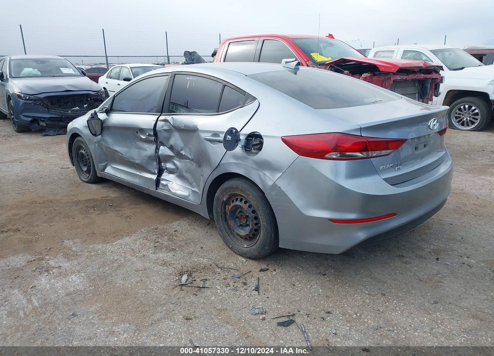 2017 HYUNDAI ELANTRA VIN: 5NPD74LF6HH077121