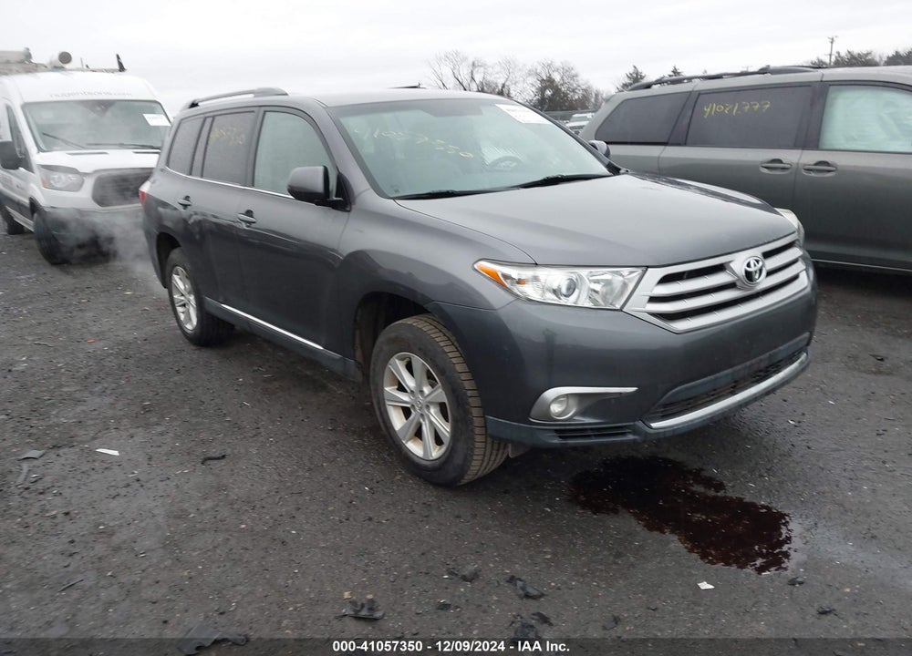 2011 TOYOTA HIGHLANDER SE VIN: 5TDBK3EH1BS041062