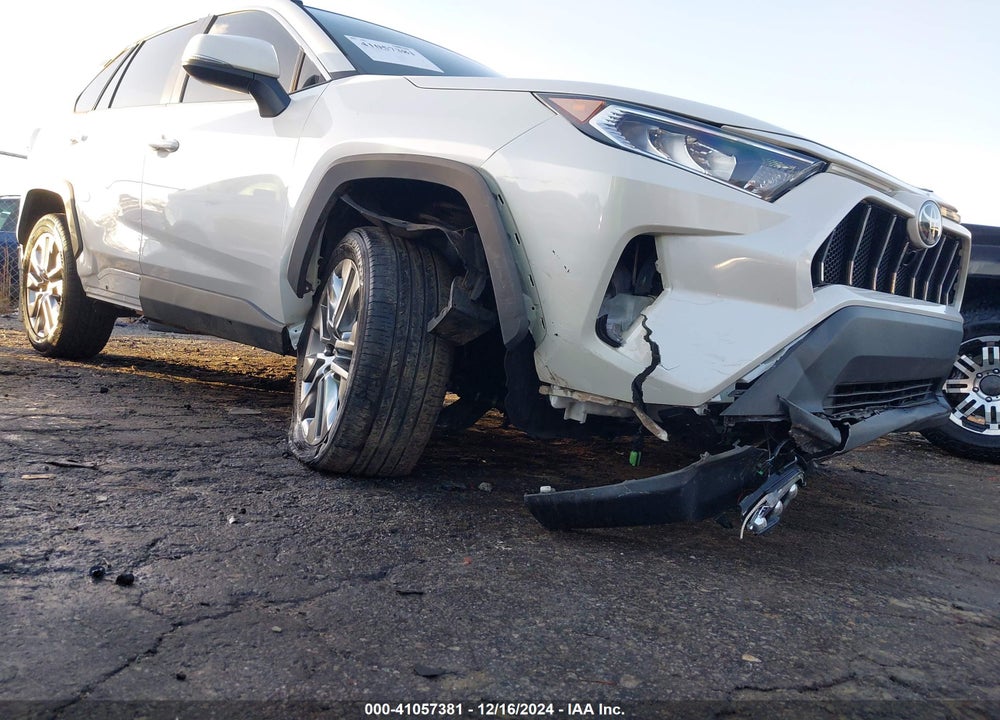 2021 TOYOTA RAV4 XLE PREMIUM VIN: 2T3C1RFV6MW146874