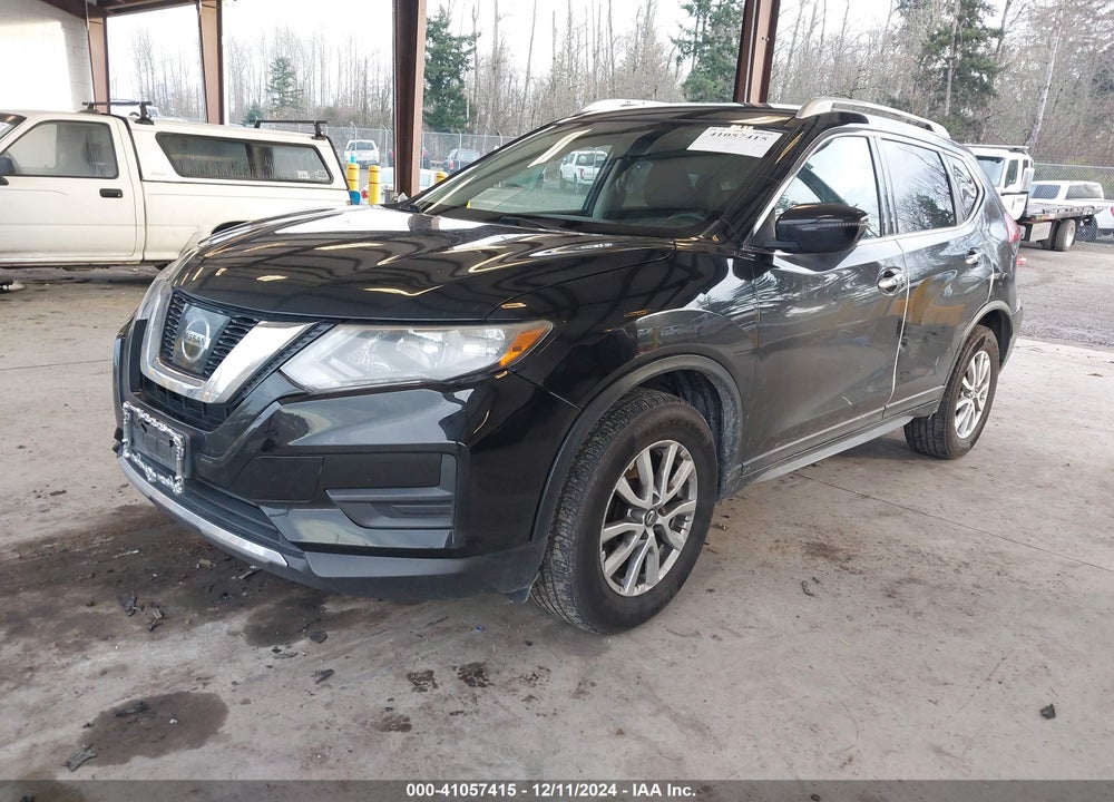 2017 NISSAN ROGUE SV VIN: KNMAT2MV8HP576533