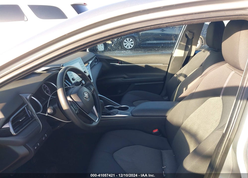 2022 TOYOTA CAMRY LE VIN: 4T1C11AK4NU652261