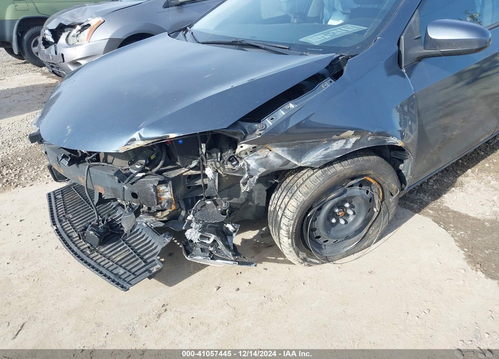 2018 TOYOTA COROLLA LE VIN: 2T1BURHE7JC073892