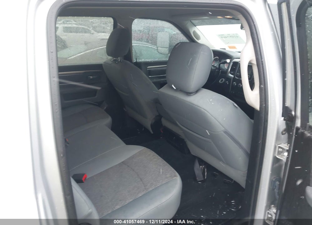 2017 RAM 2500 SLT 4X4 6'4 BOX VIN: 3C6UR5DL2HG598549