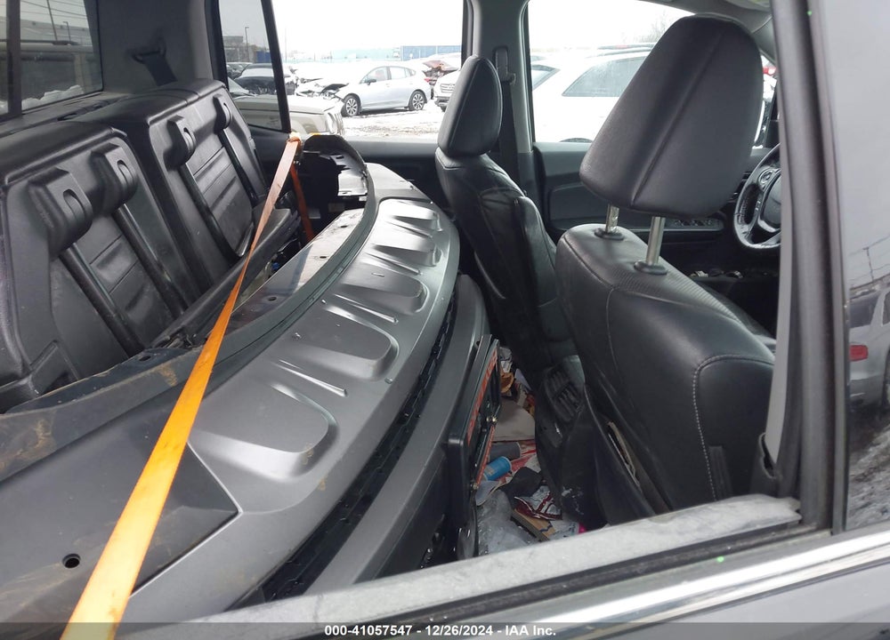 2017 HONDA RIDGELINE VIN: 5FPYK3F75HB008876