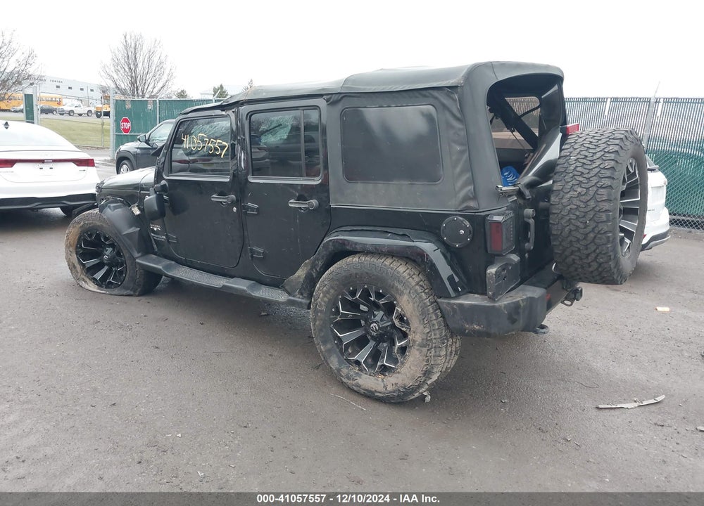 2017 JEEP WRANGLER UNLIMITED SAHARA VIN: 1C4HJWEG5HL681436
