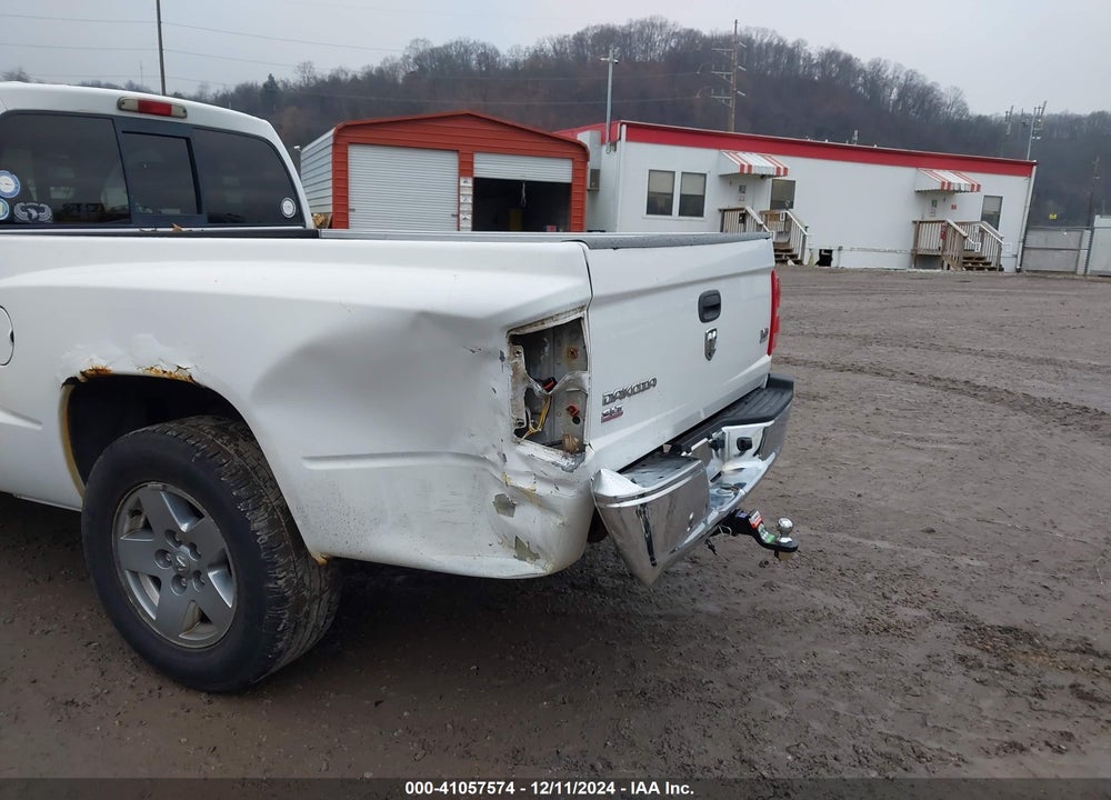 2005 DODGE DAKOTA SLT VIN: 1D7HE42N55S158324