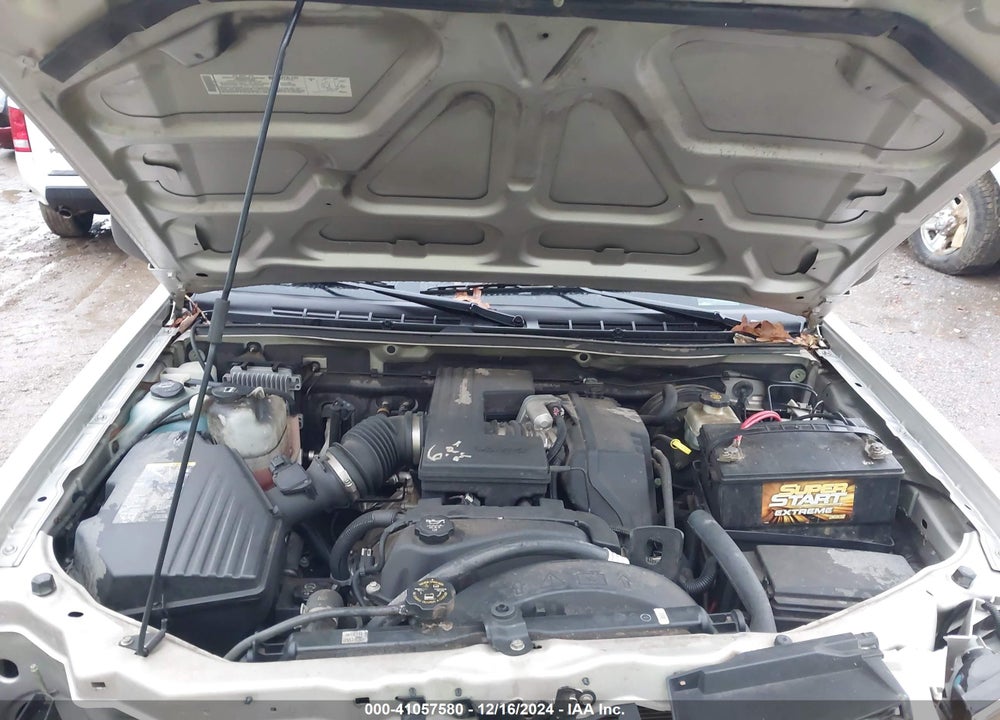 2005 CHEVROLET COLORADO LS VIN: 1GCCS136758283180